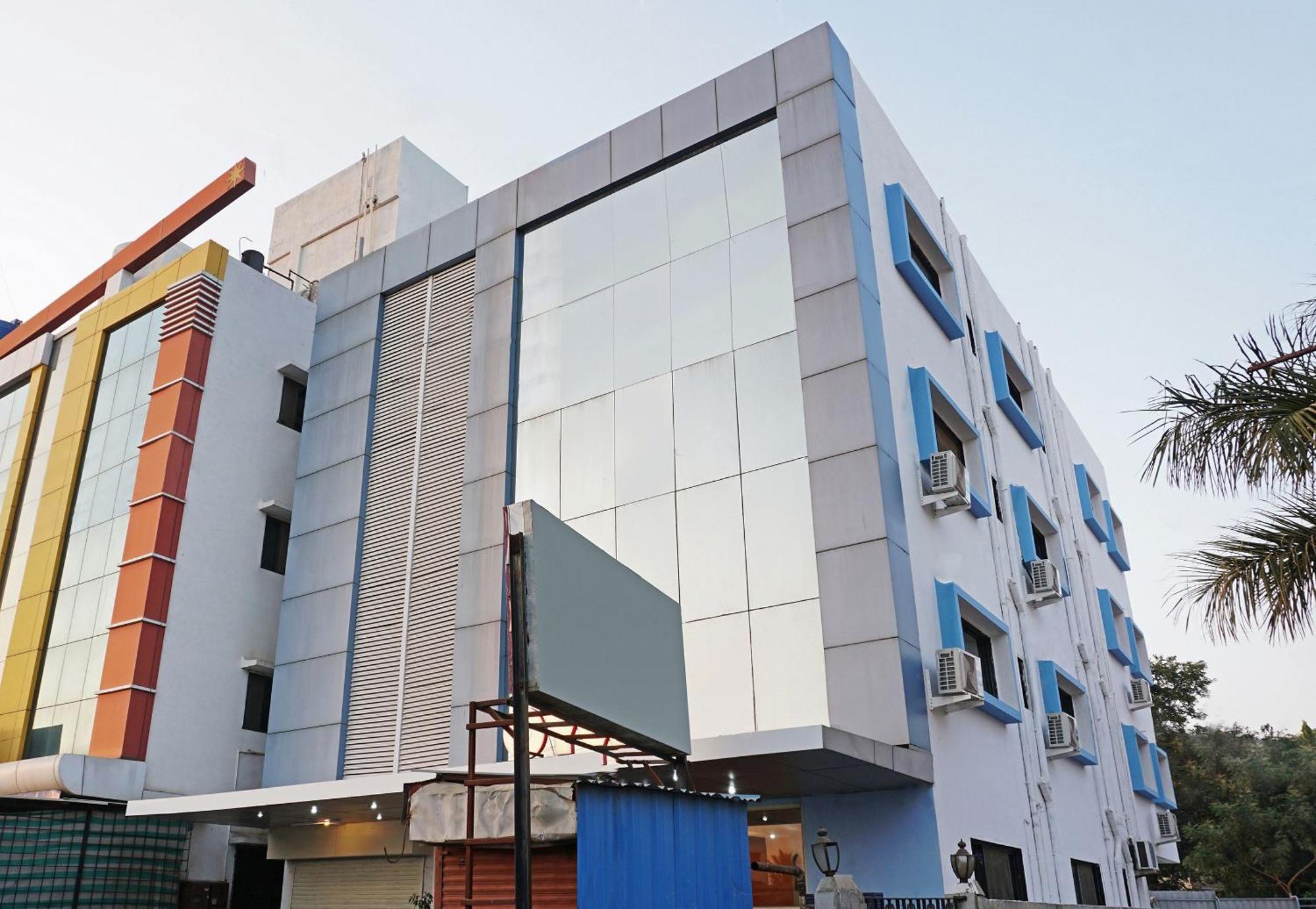 Super Hotel O Shirdi Sai Inn Eksteriør bilde