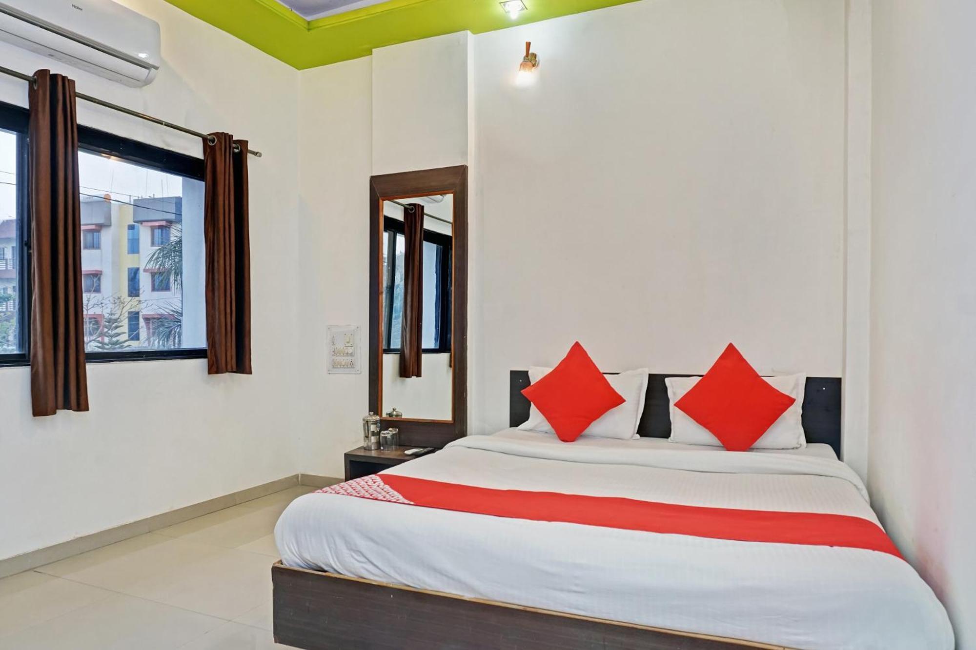 Super Hotel O Shirdi Sai Inn Eksteriør bilde